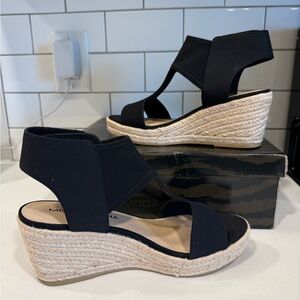Moda Spana Kara-W Black Espadrille Wedge Sandals – Size 7